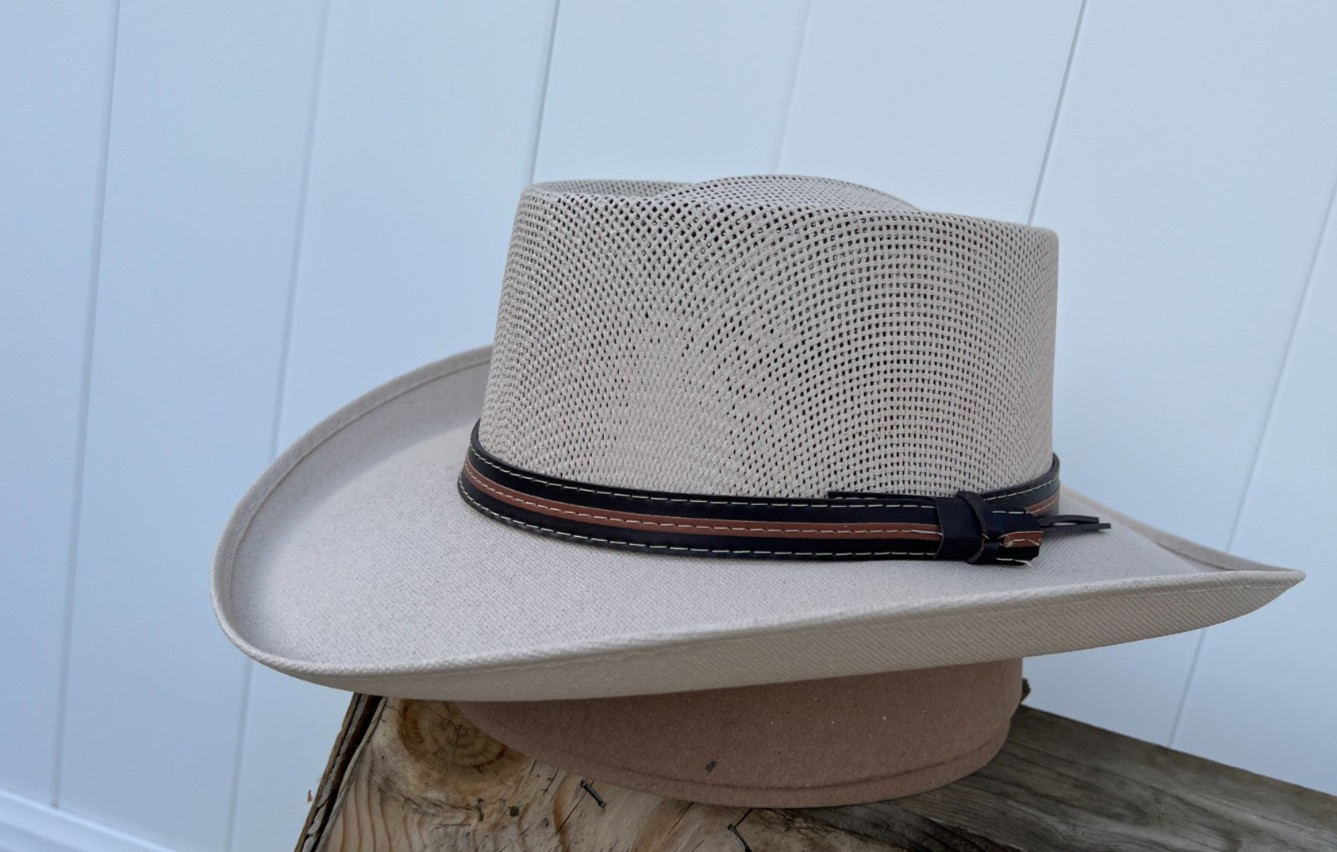SAND COLOR MEN’S PANAMA STYLE SUMMER HAT LIGHT WEIGHT BEACH OR GOLF STYLE HAT