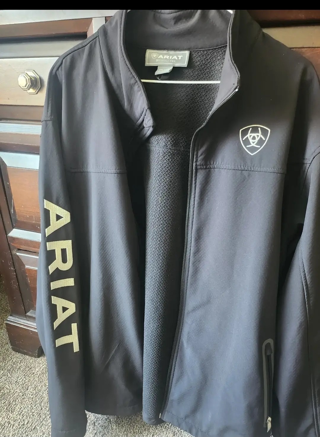 Ariat Men’s Black Full Zip Jacket XXL Stand-Up Collar Logo Zip