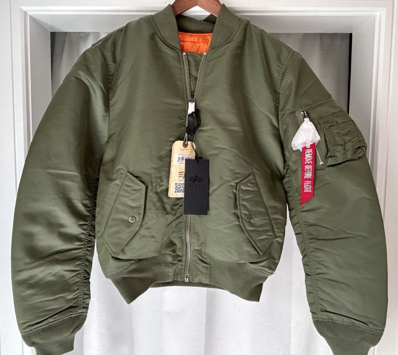 Alpha Industries USAF MA-1 Flight Bomber Jacket Sage Green Slim Fit Medium NEW