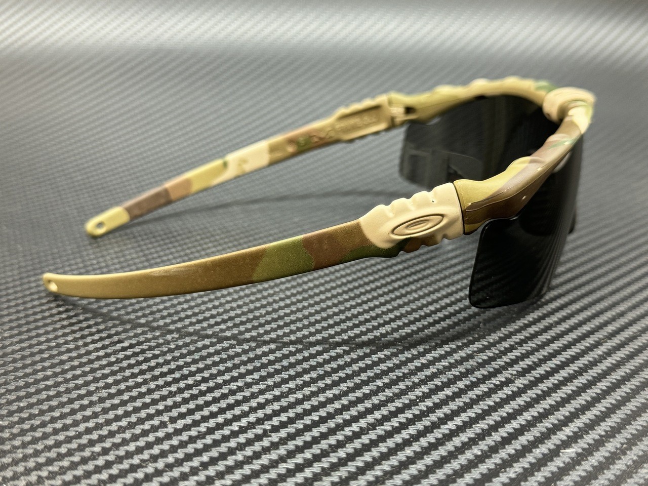 OAKLEY OO9146 02 Multicam Grey Men’s 65 mm Sunglasses