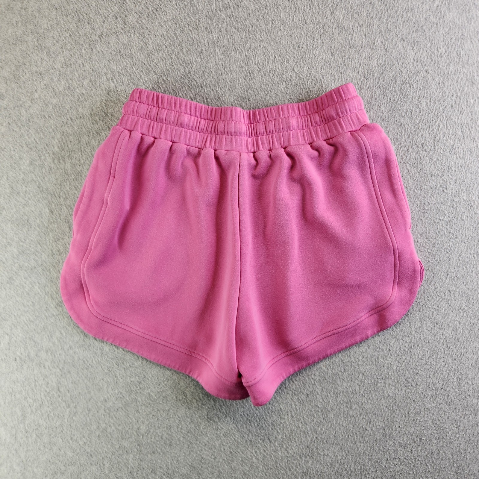 Varley Shorts Womens M Pink Ibis Rose Ollie High Rise 3.5 Double Soft Lounge