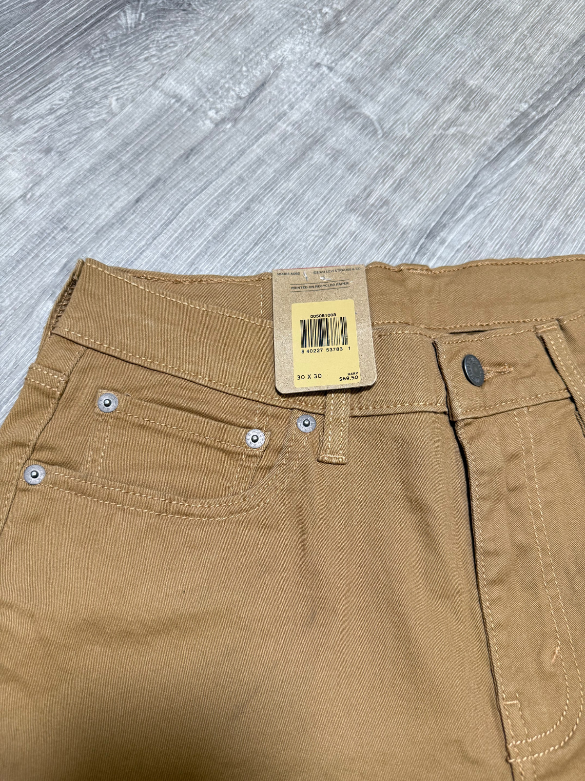 Levi’s 505 Men’s Regular Fit Straight Leg Jeans Pants Zip Khaki CHOOSE SIZE