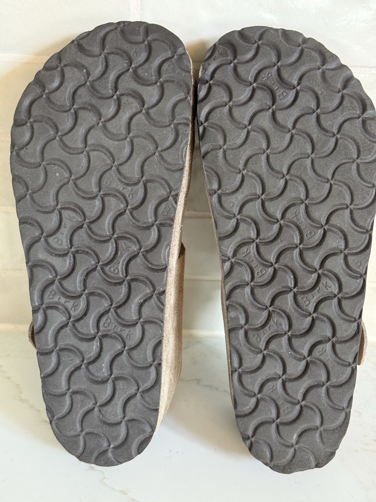 Birkenstock London Bs Color Taupe Suede Clog EU 39/US W8 M6