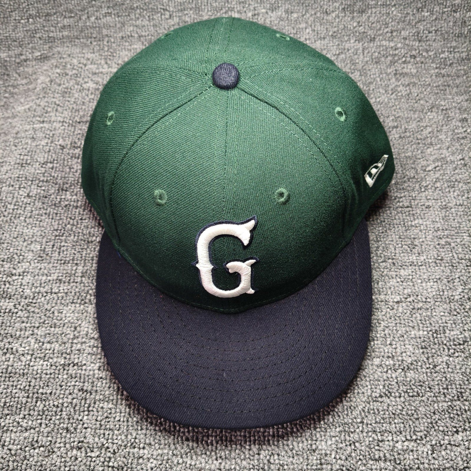 New Era Minor League 59FIFTY Fitted Green Navy Size 8 Baseball Hat