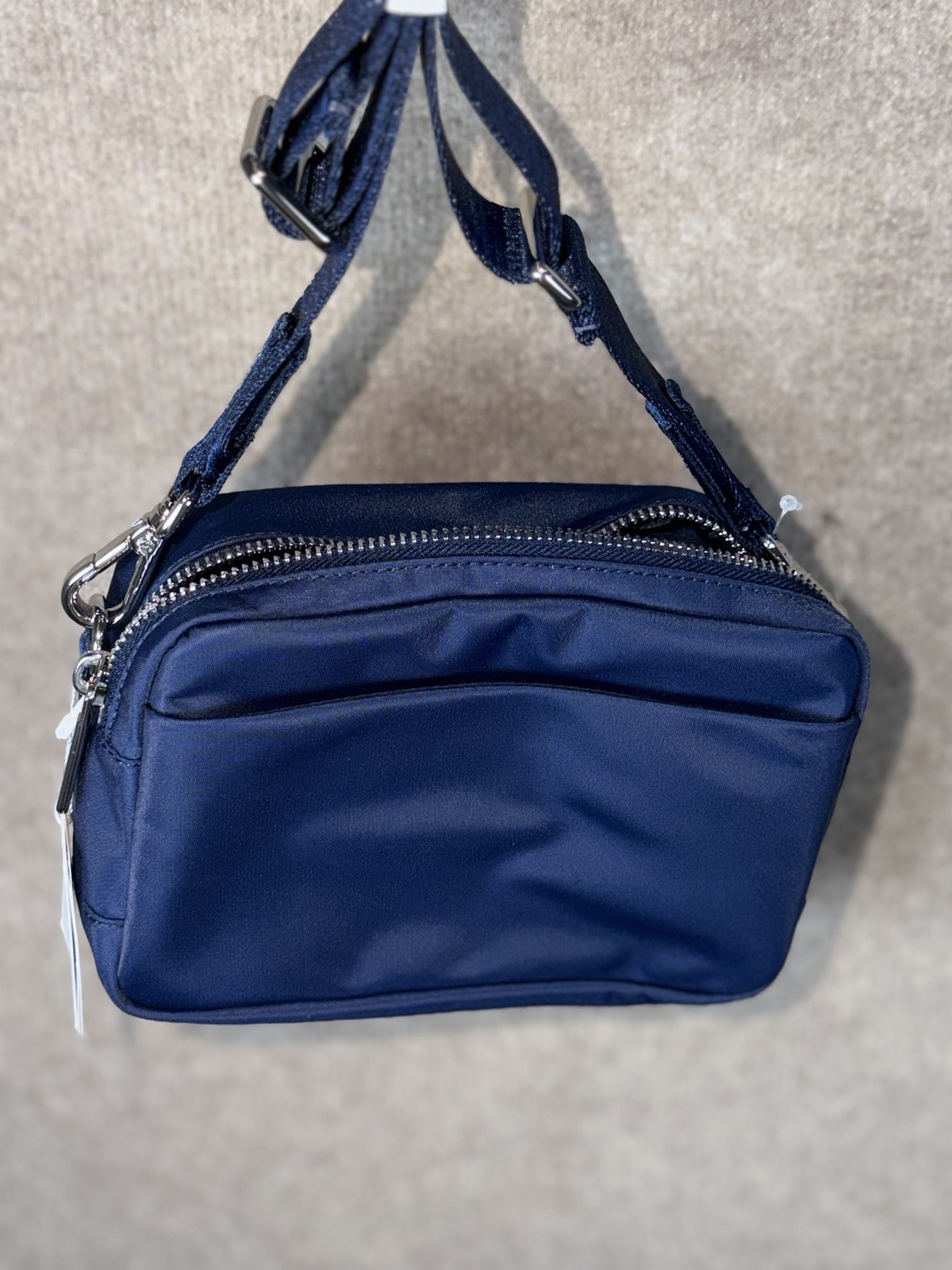 Lululemon Everywhere Crossbody 2L Metal Hardware Color Club Blue/Silver