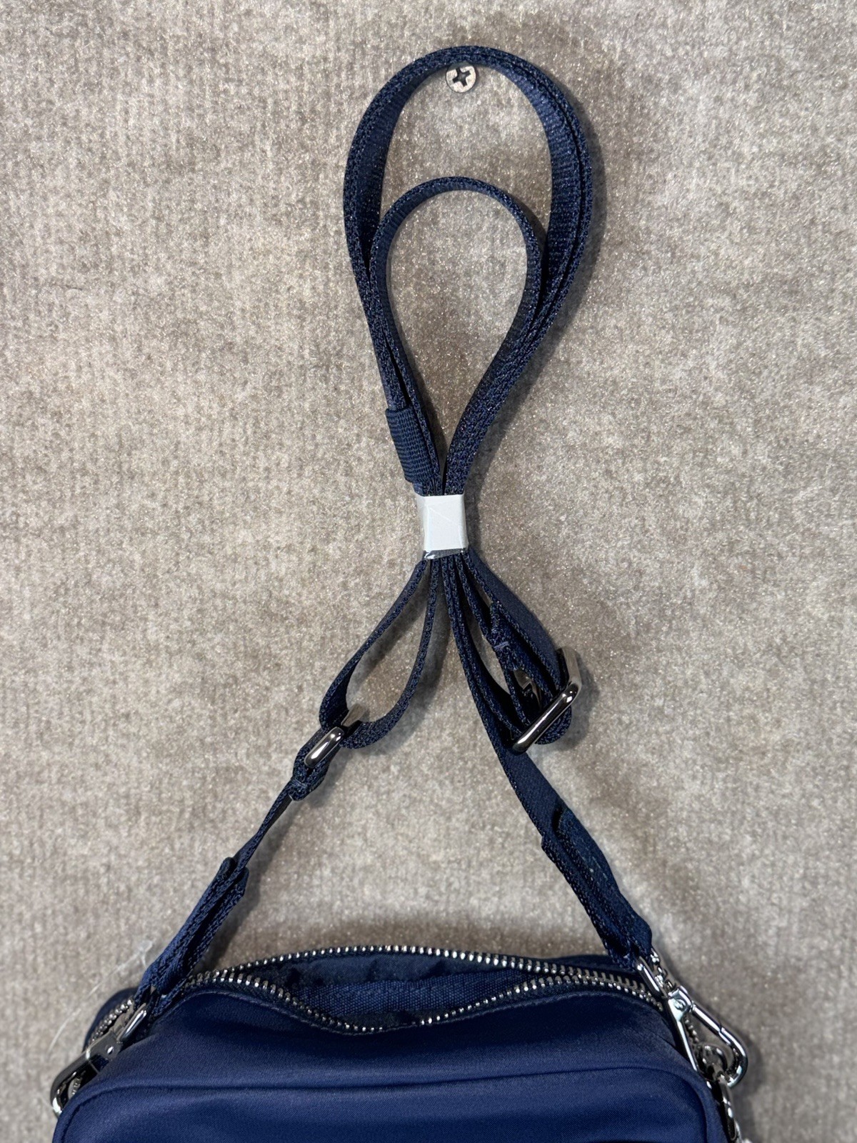 Lululemon Everywhere Crossbody 2L Metal Hardware Color Club Blue/Silver