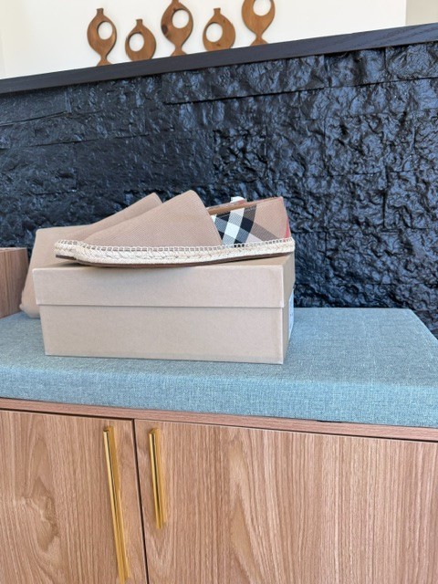 Burberry Shoes Mens US 13