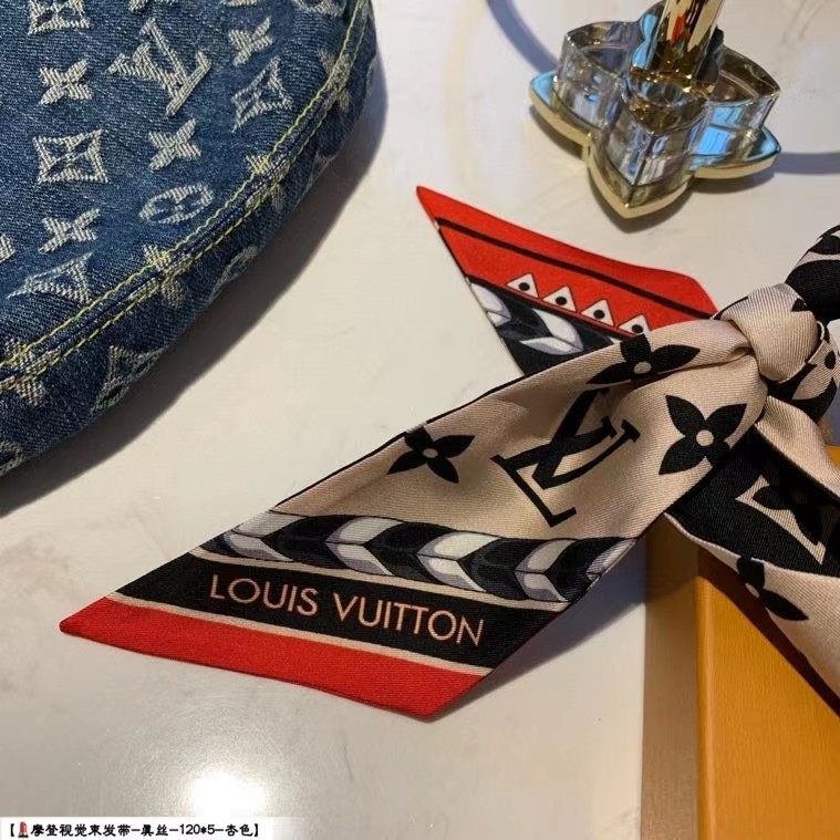 LOUIS VUITTON SCARF SHAWL 100% AUTHENTIC BEIGE SILVER WOOL / CASHMERE