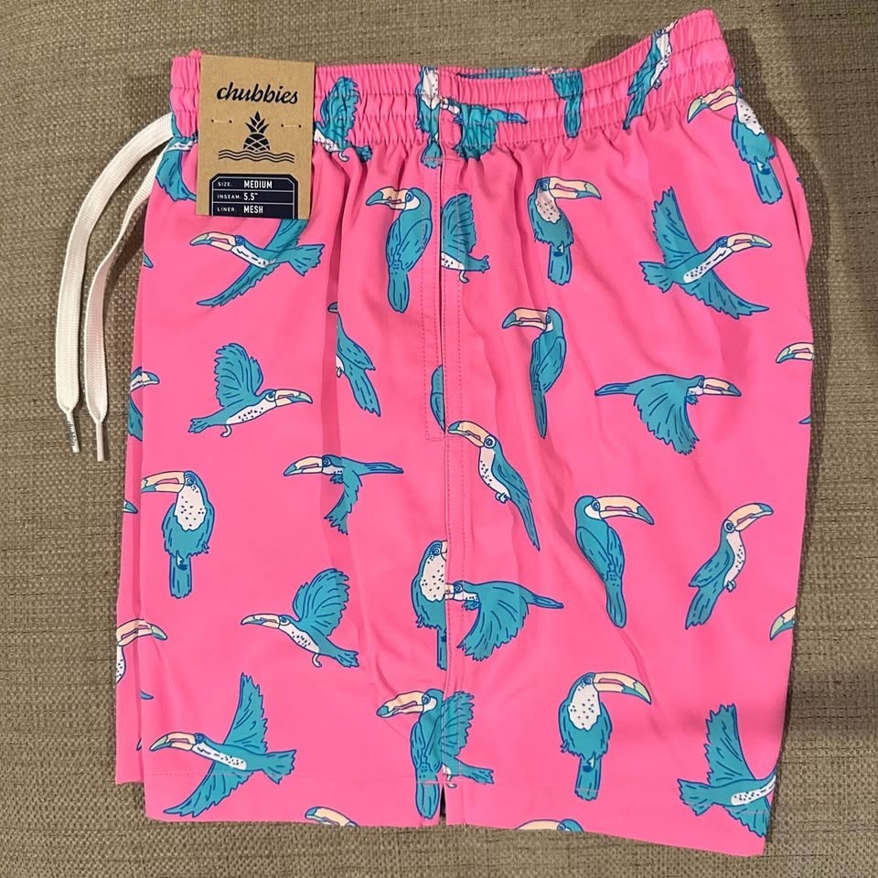 Chubbies Mens Classic Swim Trunks 5.5″ Pink Toucan Do It Mesh Lining S/M/L/XL/2X