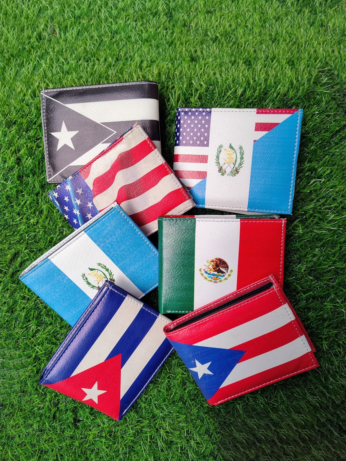 Men’s Printed Leather Bifold Novelty Wallet with Gift box