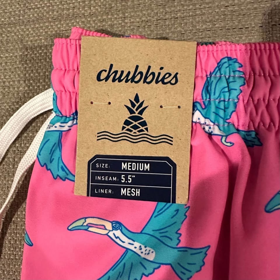 Chubbies Mens Classic Swim Trunks 5.5″ Pink Toucan Do It Mesh Lining S/M/L/XL/2X