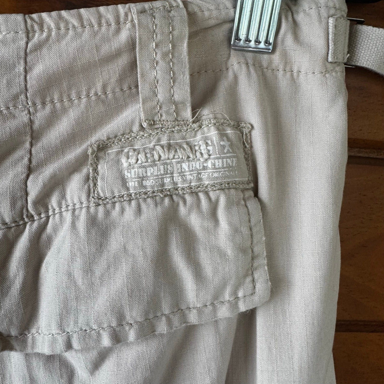 VTG Y2K DANANG Masti Oat Silk Medium Rise Embroidered Cargo Capri Pants Size M