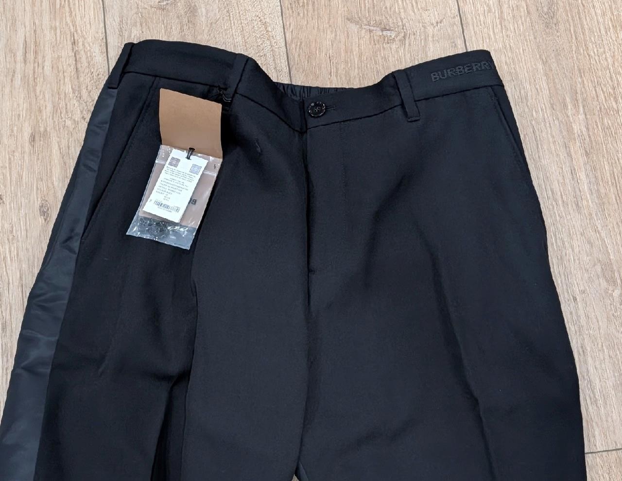 $1050 Mens Burberry “Springwood” Two-Tone Tapered Trousers Pants Black 50 US 34