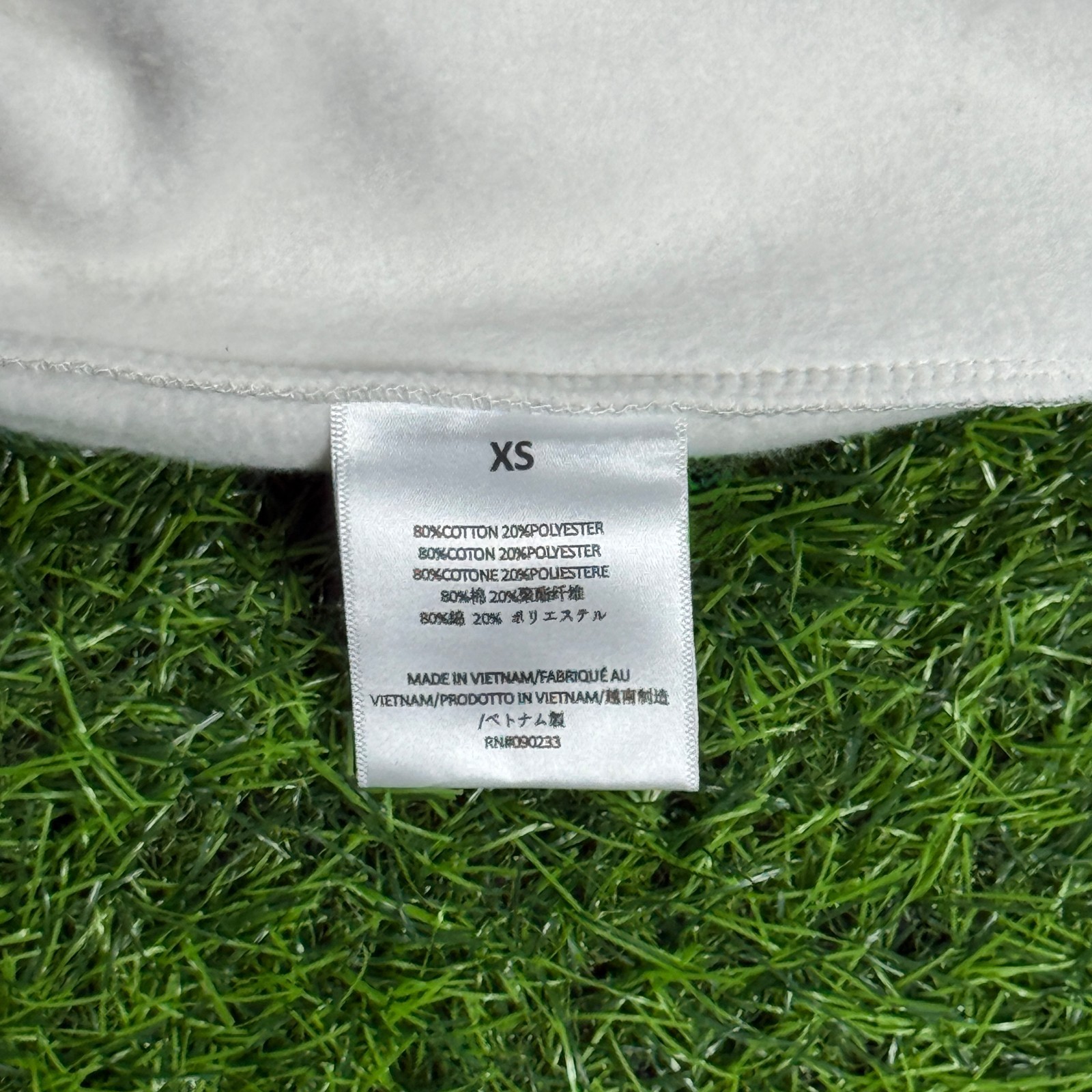 Fear of God Essentials Shorts SS22 Light Oatmeal – 100% Authentic (XS-XL)