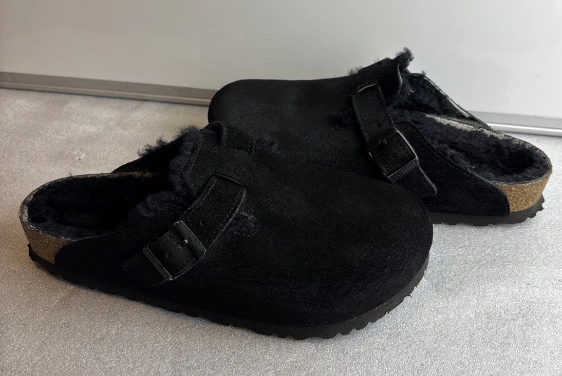 Birkenstock Suede Boston Black Shearling Size 39 US W -8-M-6 Clogs Slides