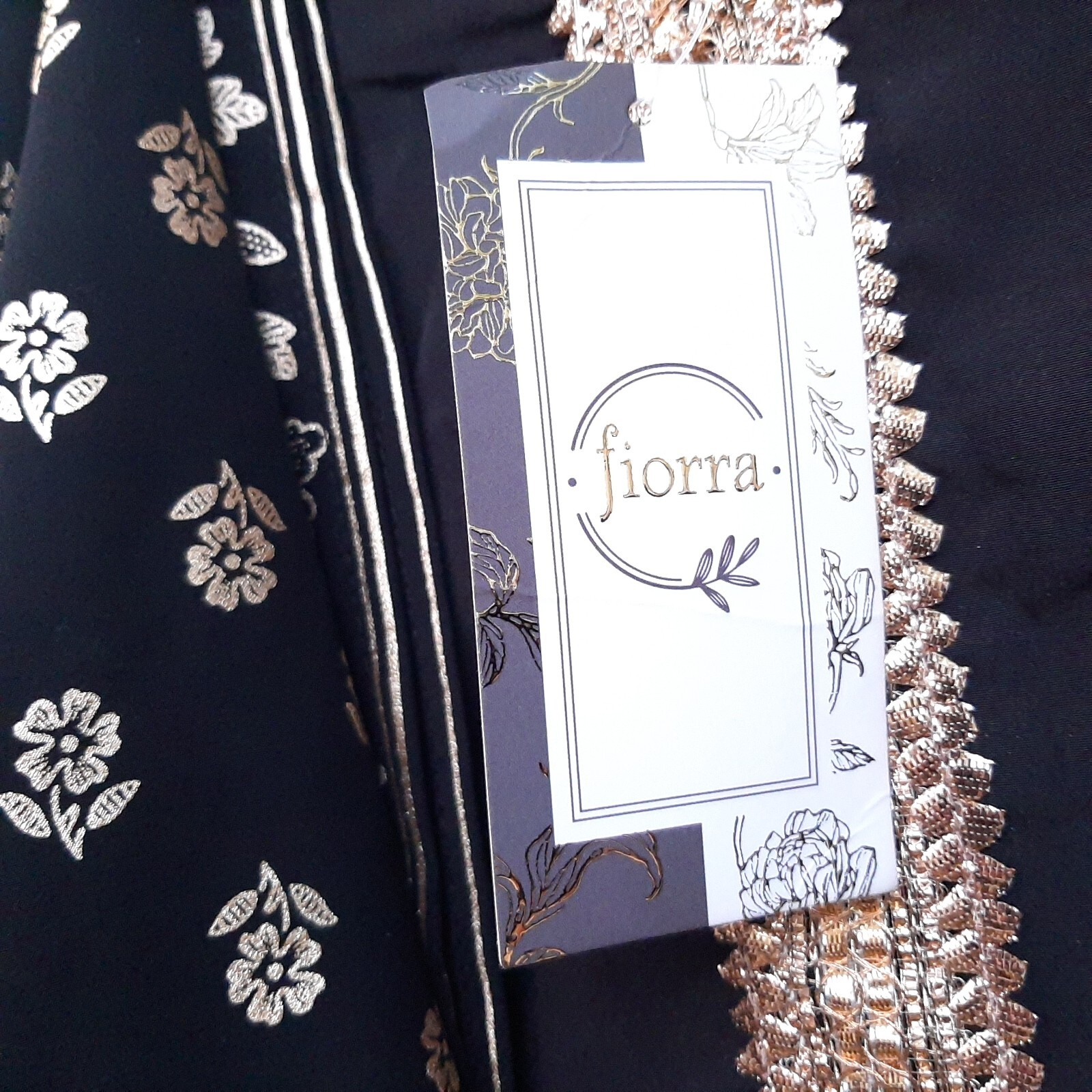Fiorra Black Poly Crepe Sraight Kurta w/ Pant & 2 Dupatta Set M Black , Gold