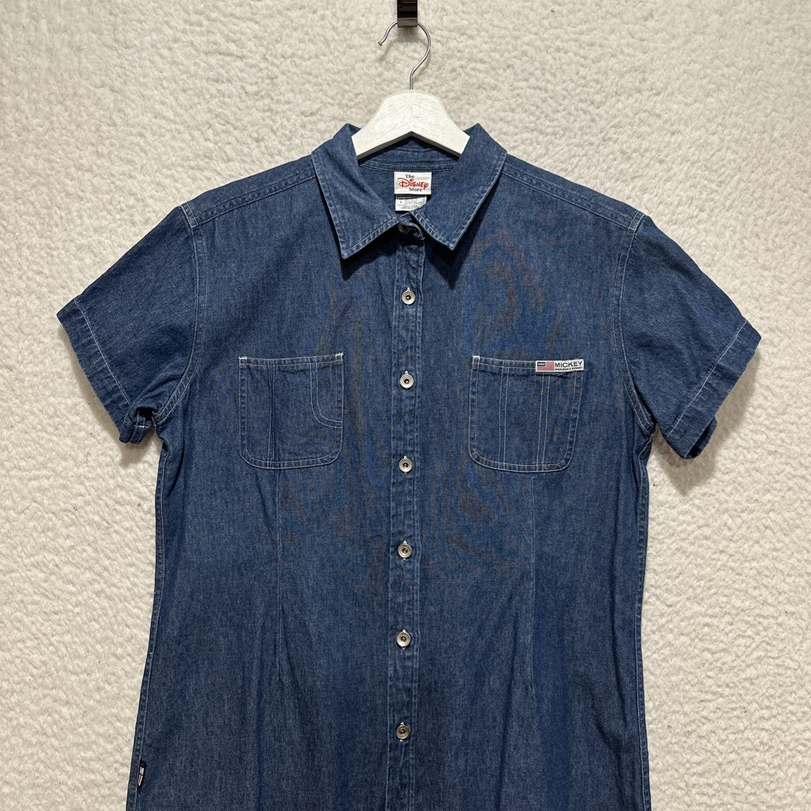 VTG Disney Store Women’s L Blue Denim Button-Down Shirt Chest Pocket Logo