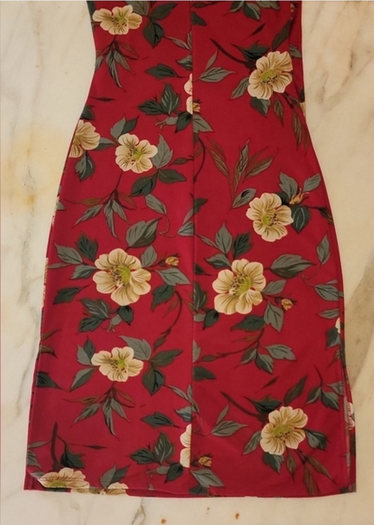 Women’s Sleeveless Rich Red Floral Dress Size Small