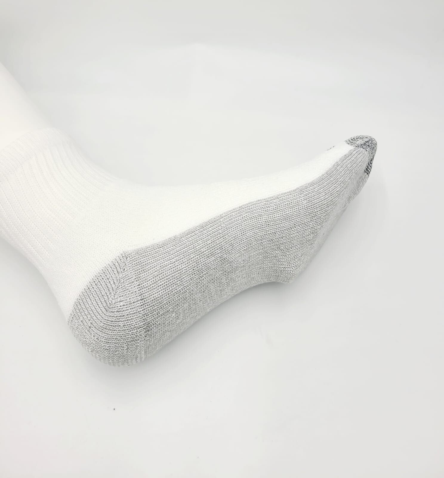 Dickies Men’s Dri-tech Moisture Control Ankle Socks 6 Pairs Size 6-12 White/Gray