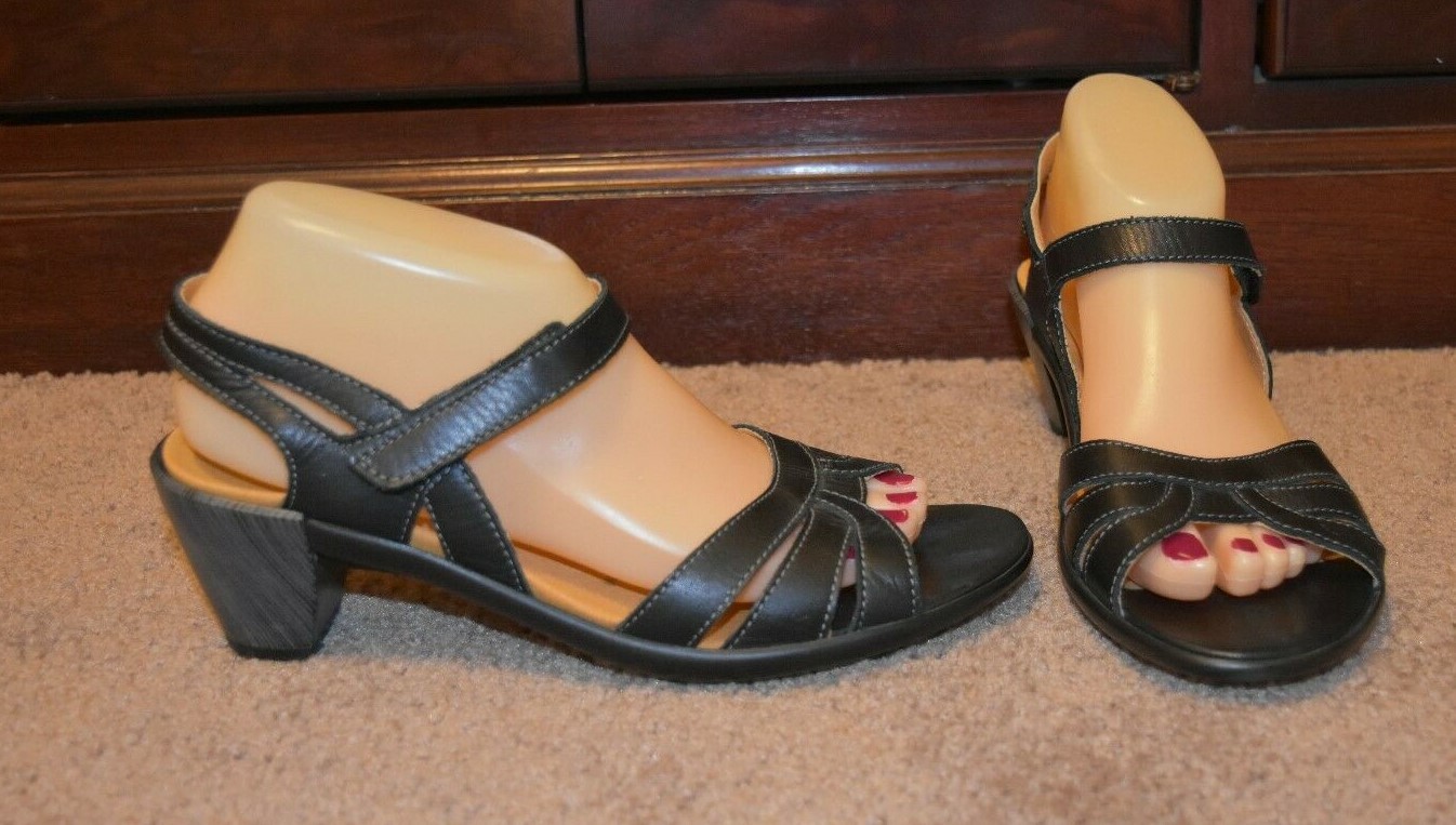 THERESIA M. by Naot women’s Black Leather SANDALS Sz 5 UK / 7 -7.5 US