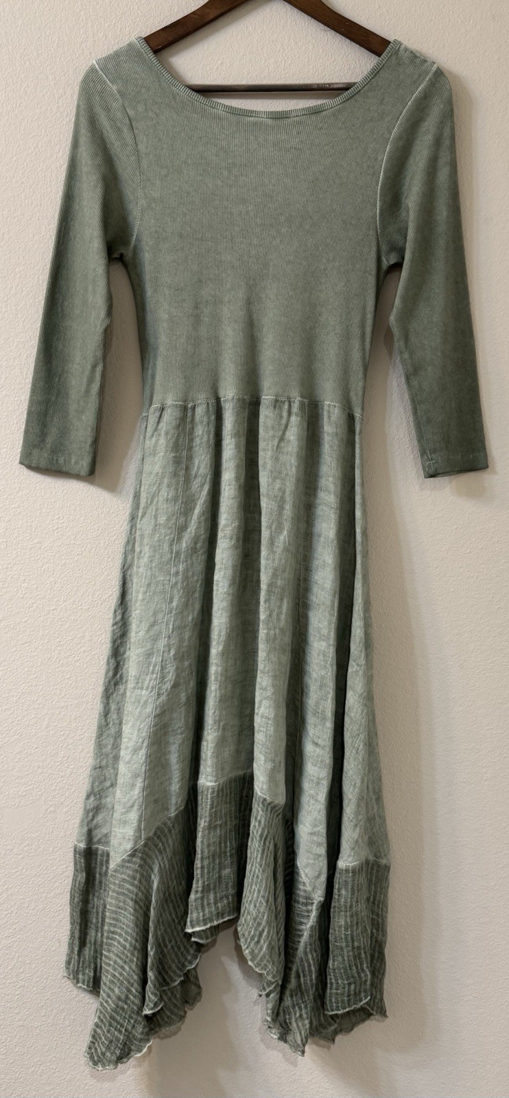 Inizio Women’s M Linen Midi Dress Green 3/4 Sleeve Handkerchief Hem Lagonlook