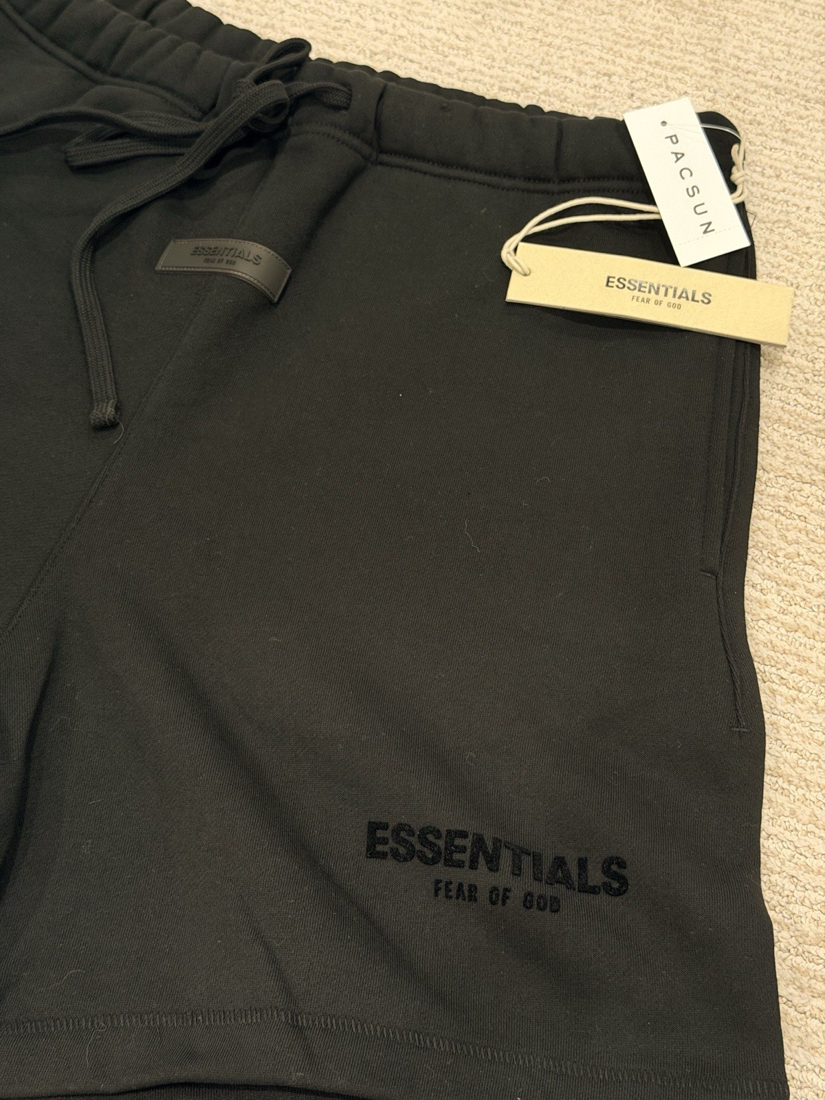 Essentials Fear of God Men’s Black Sweat Shorts Drawstring Pockets M