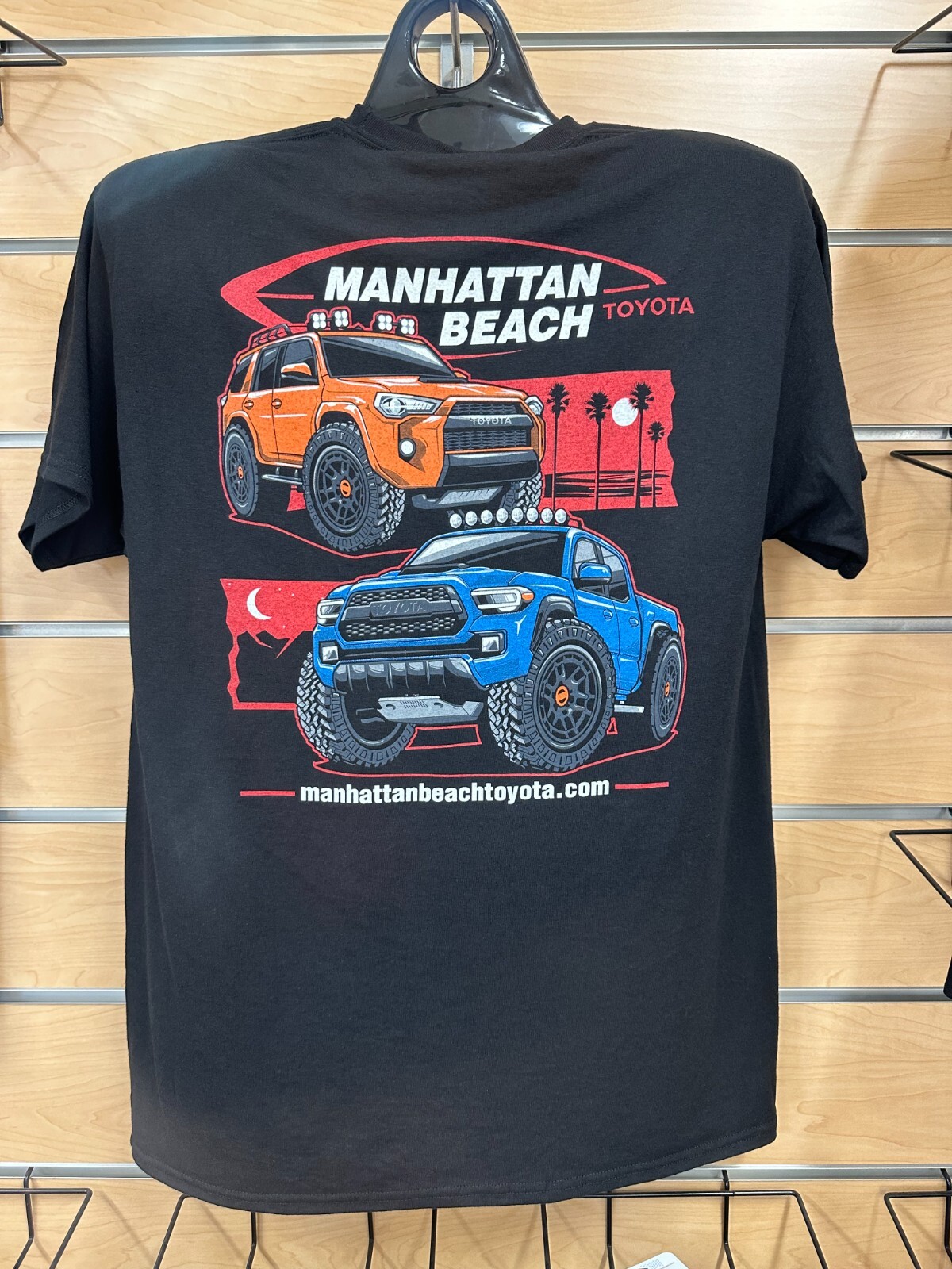 TACOMA & 4RUNNER 4X4 MENS TSHIRT T-SHIRT TEE SHIRT BLACK OR BLUE MANHATTAN BEACH