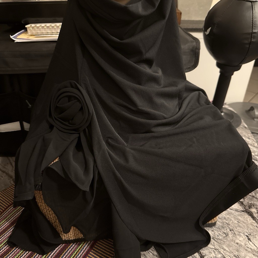 Women’s Black Solid Chiffon Hijab Headscarf Wrap Scarf with Bow Accent