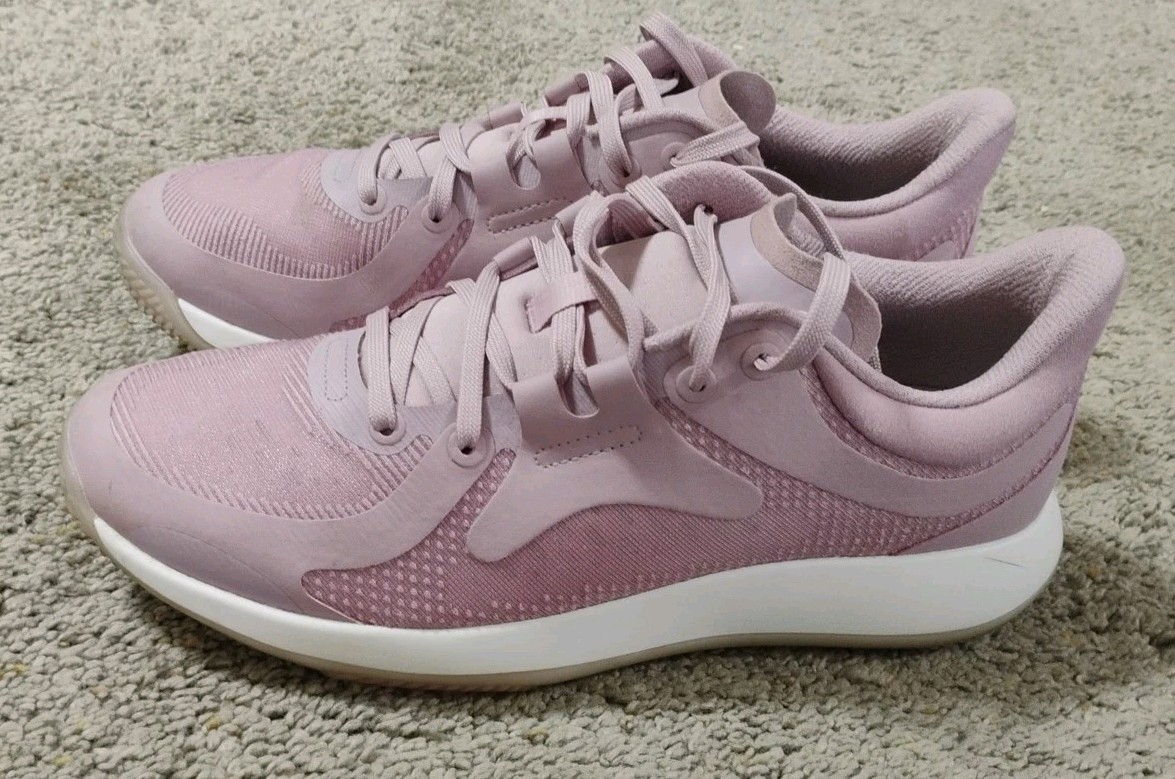 Lululemon Womens Strongfeel Pink Running Shoes Size 8. No Returns Accepted.