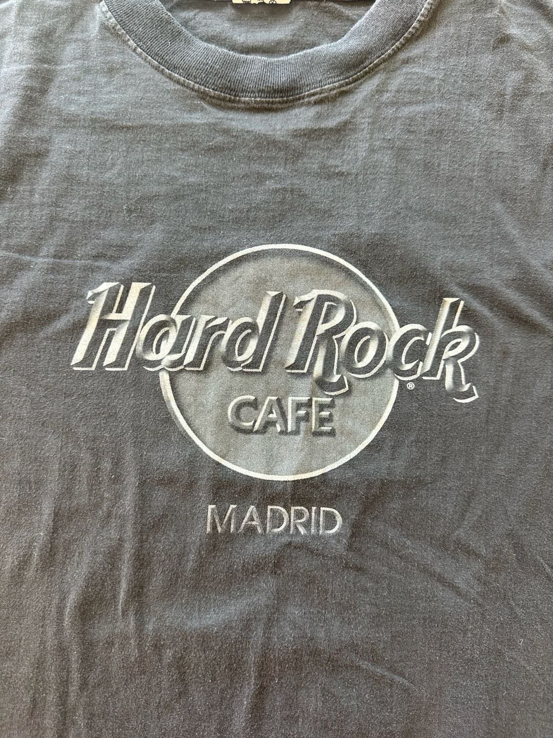 Vintage Hard Rock Cafe Madrid Silver Logo T-Shirt XL