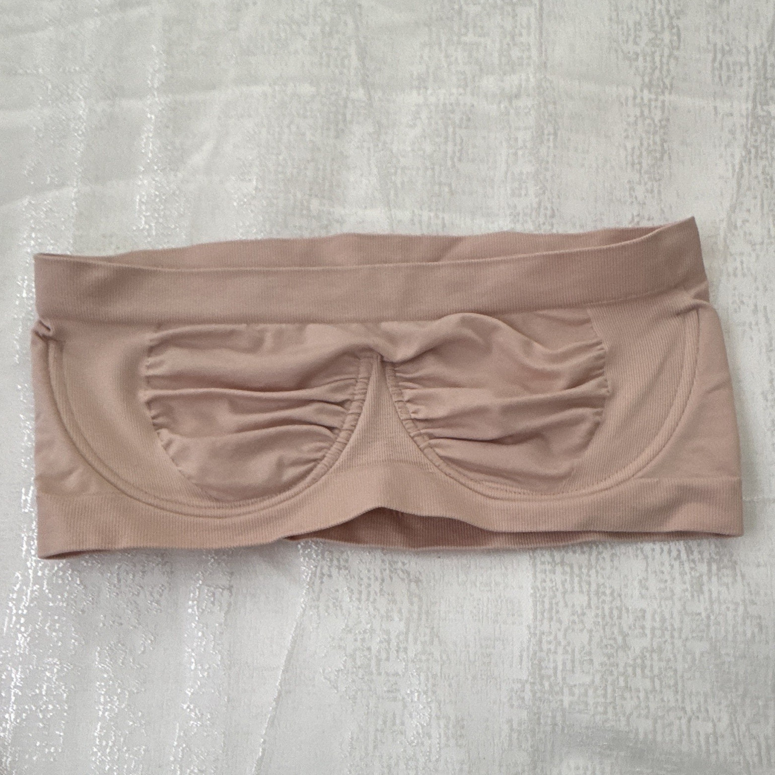 Rhonda Shear Ahh Bra Strapless Bandeau Bra Seamless Stretch Wireless L Beige