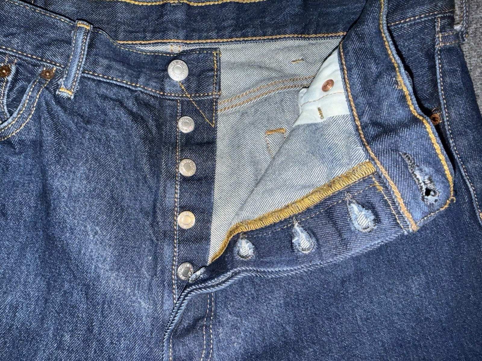 Levis Original 501 Denim Jeans Shrink To Fit Men’s Size 38×32 Straight 2016