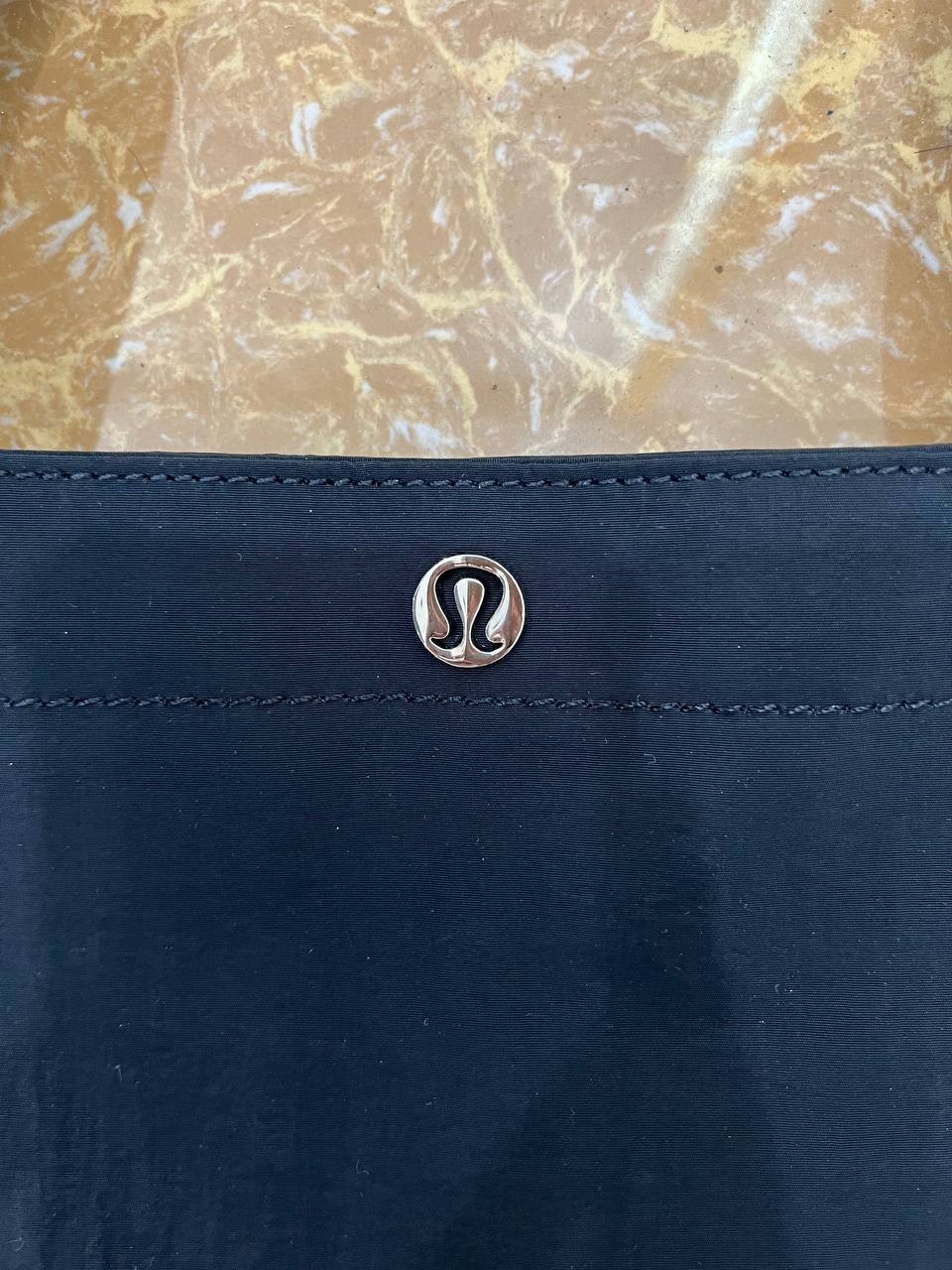 NWT Lululemon Large 20L Tote Bag Daily Multi Pocket Gym Travel Shoulder