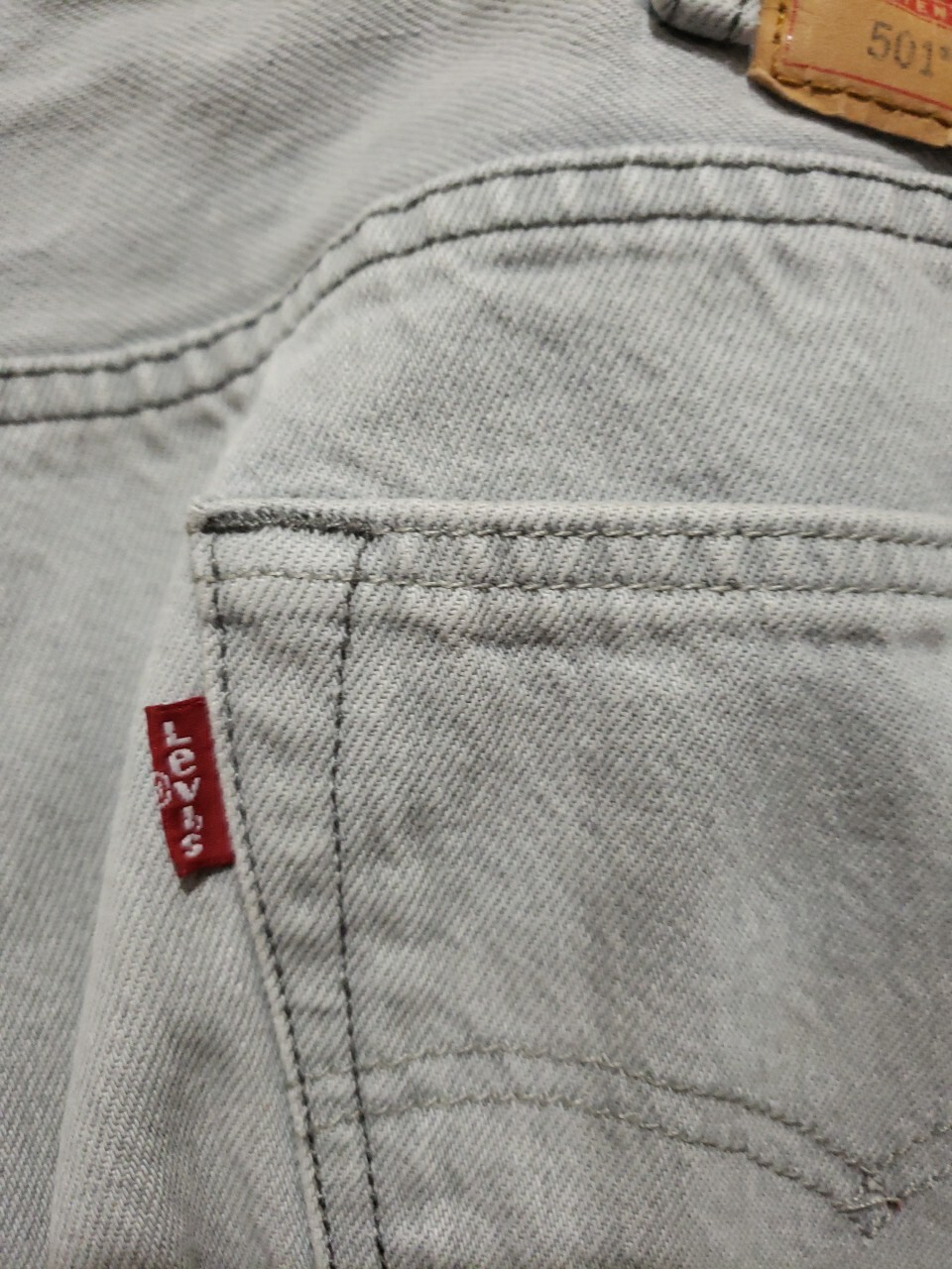 Vintage LEVI JEANS 501 Original Shrink-to-Fit Straight Button Fly Gray 90s