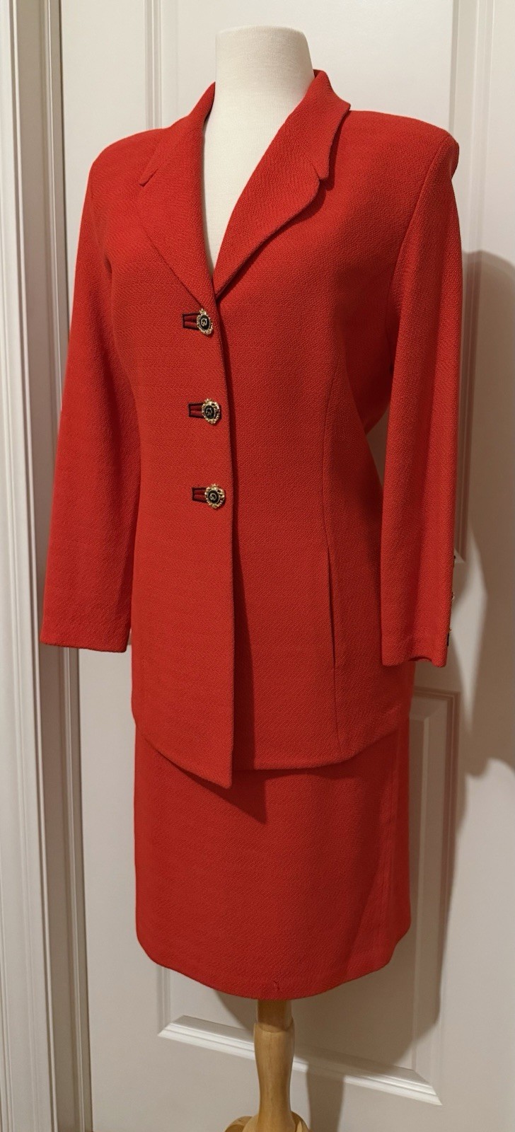 St. John Collection Women’s 2pc Knit Skirt Suit Red / Orange sz-12