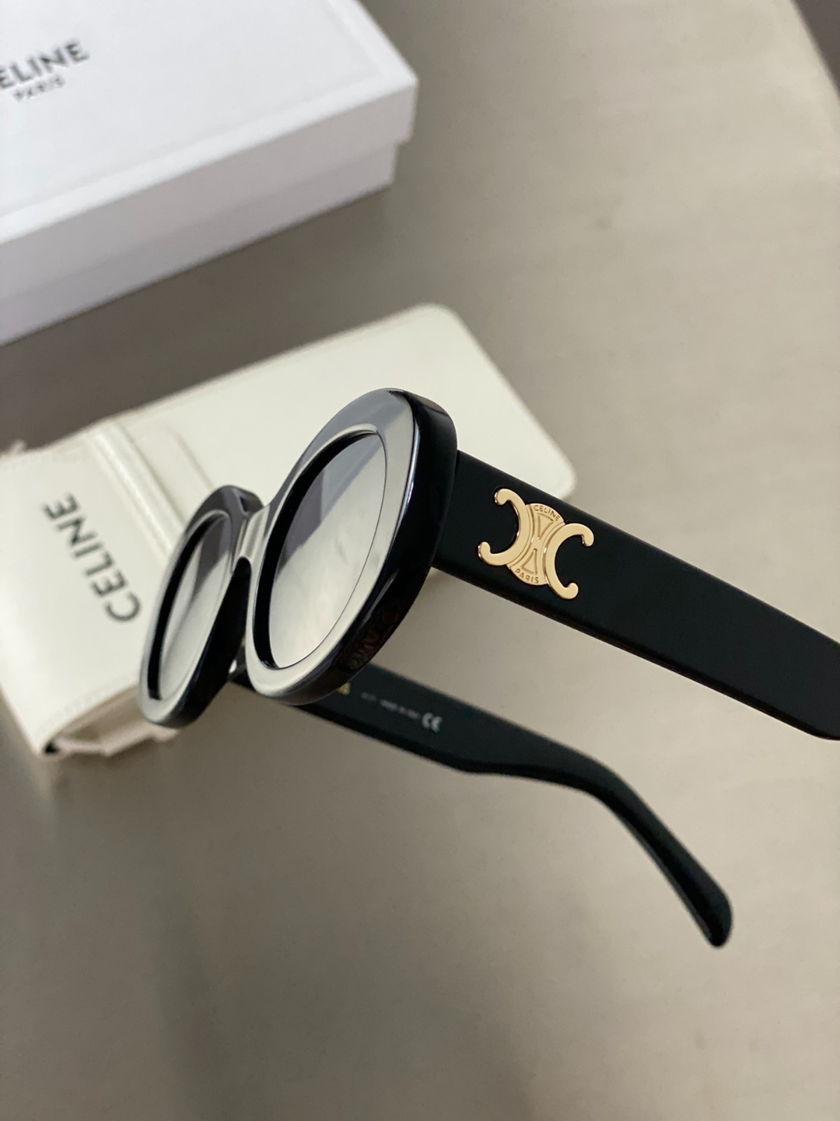 New Gold Triomphe CELINE CL40194U Black/Gray Lens Gold Oval Women’s Sunglasses