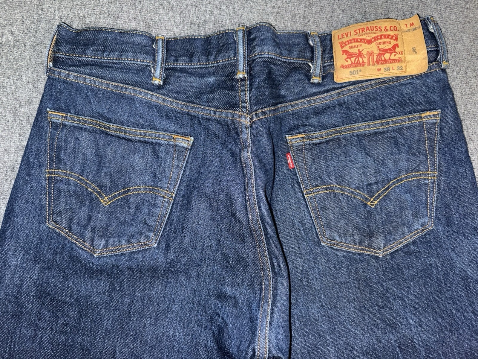 Levis Original 501 Denim Jeans Shrink To Fit Men’s Size 38×32 Straight 2016