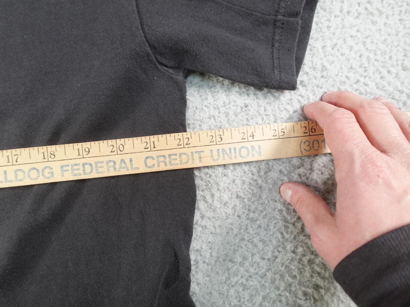 This Shirt Is Illegal Christian Shirt Mens XL Black Jesus Cross Romans 1:16 Y2K