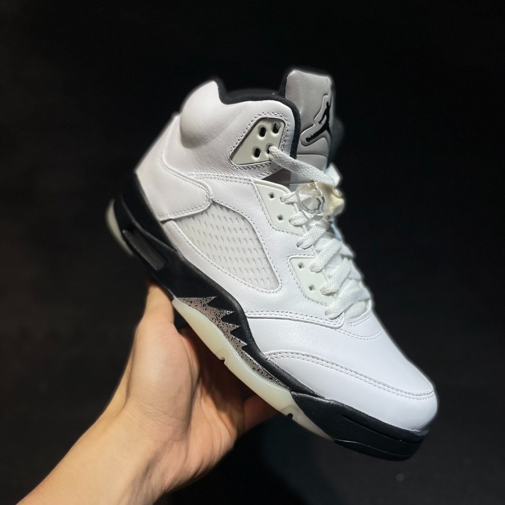 DD0587-110 AJ 5 Retro “White and Black” Men’s Sneakers New