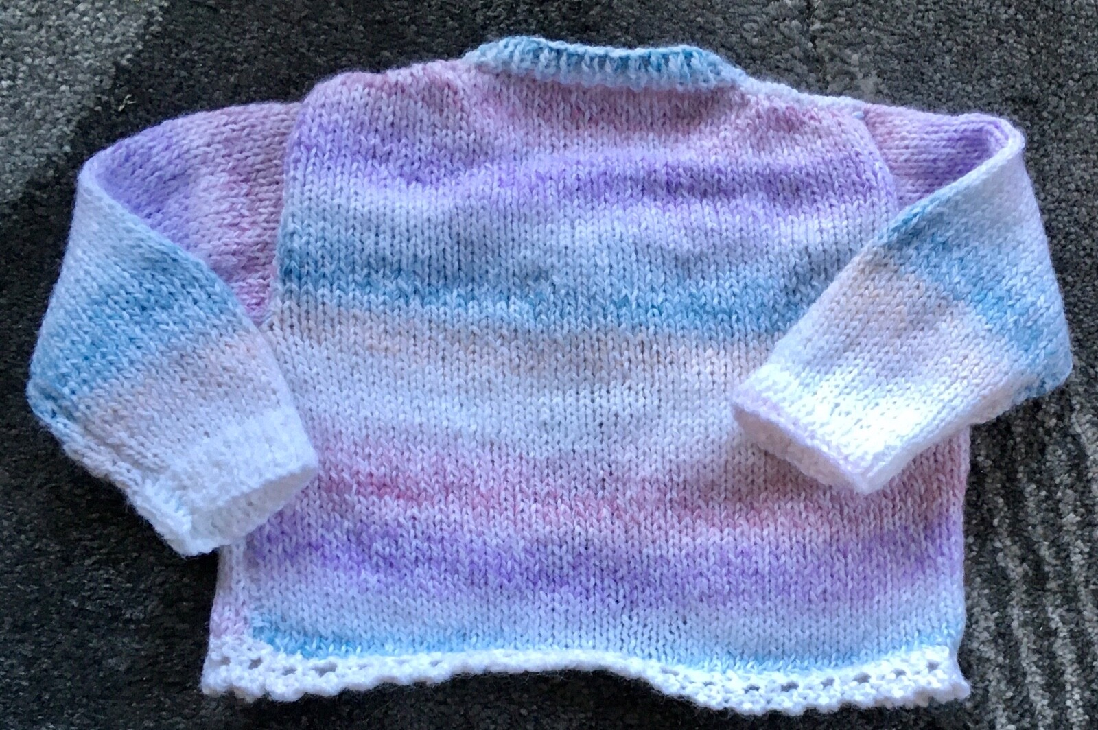 HAND KNITTED BABY JACKET ~ ACRYLIC ~ 3 – 6 MONTHS ~ 20” CHEST ~ MACHINE WASHABLE