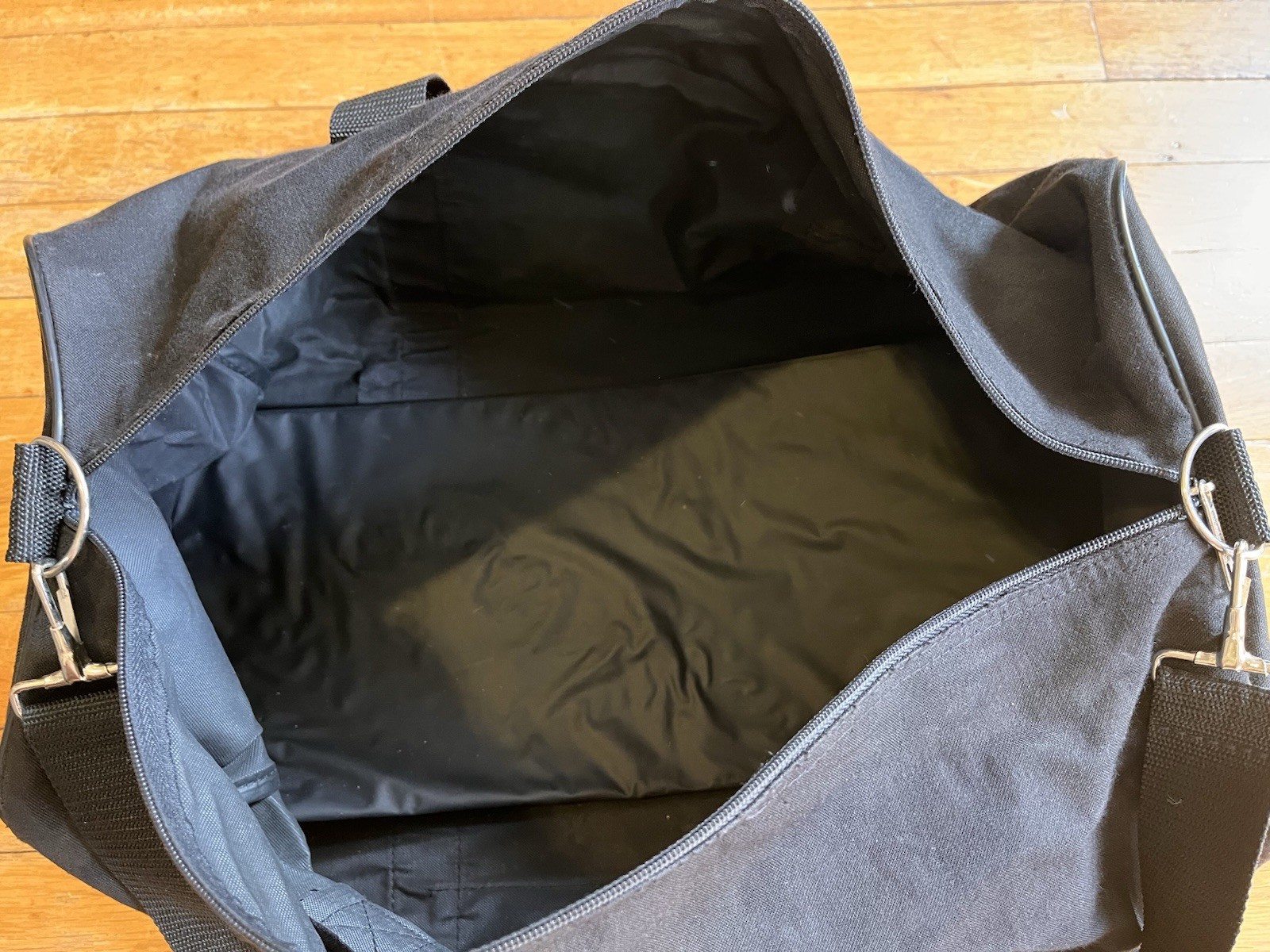 VINTAGE Maxell Blown Away Guy Duffel Bag Black Frequent Buyer Program