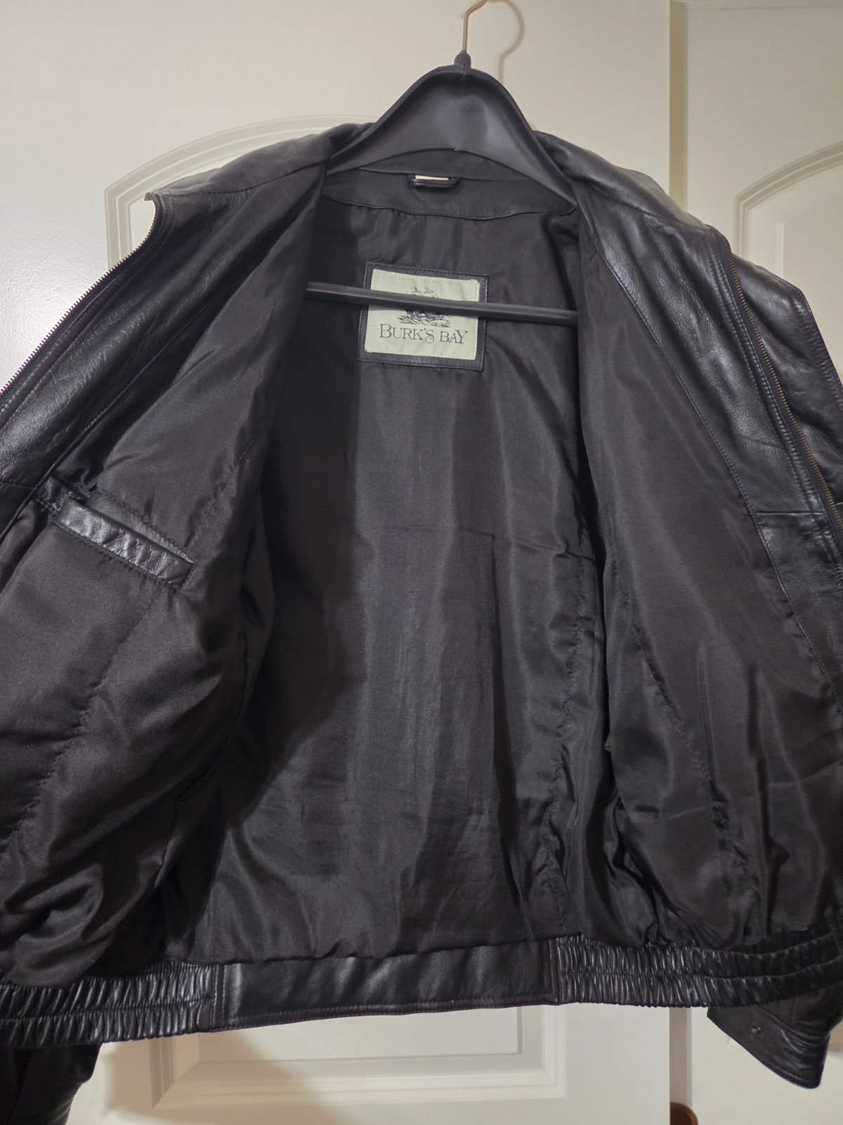 Burks Bay Black Jacket Men L Genuine Leather (lamb) Excellent Condition.