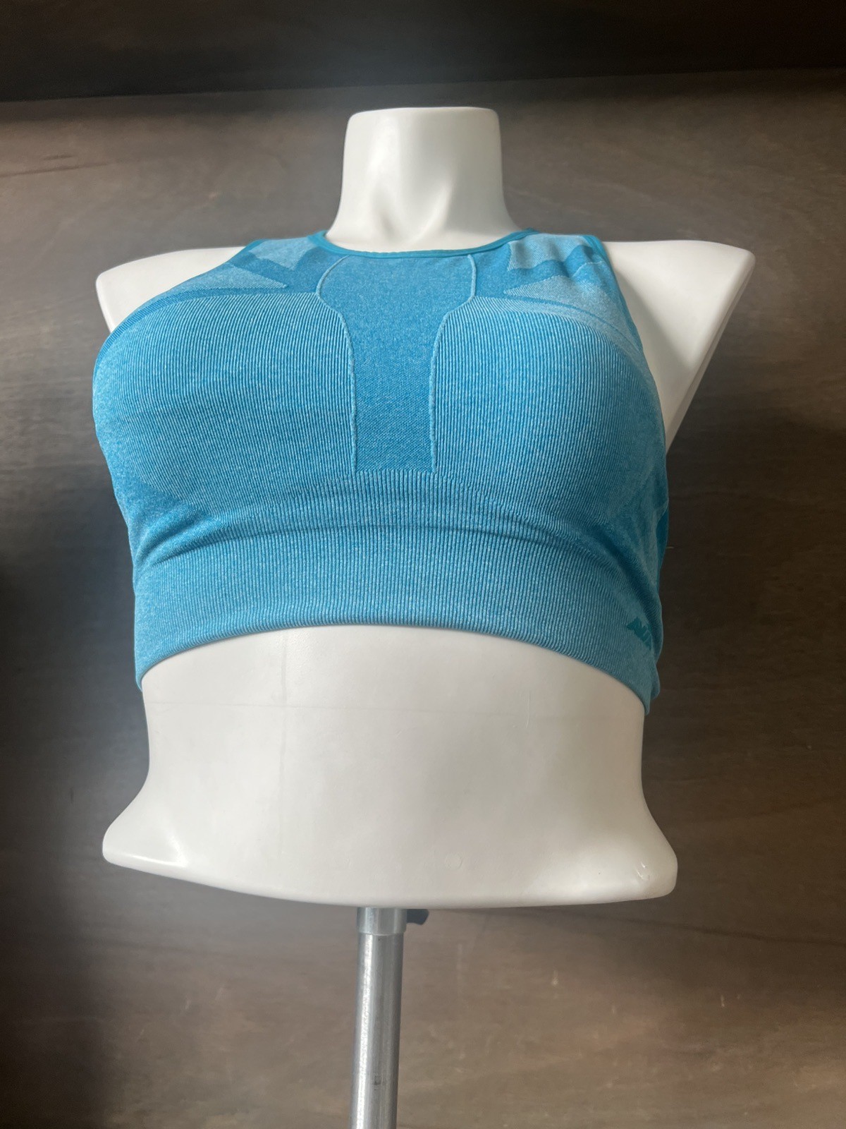 Womens Avia Aqua Blue Strappy Compression Bra Medium Support XXL 2XL EUC