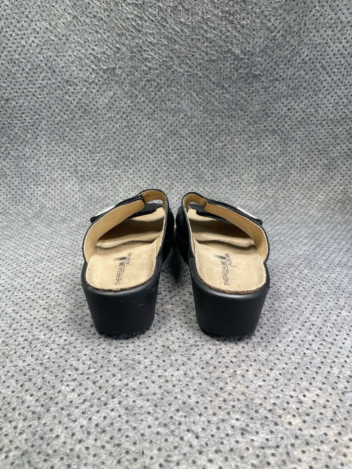Theresia M Aloe Vera Black Leather Sandals Size 5.5 Women’s