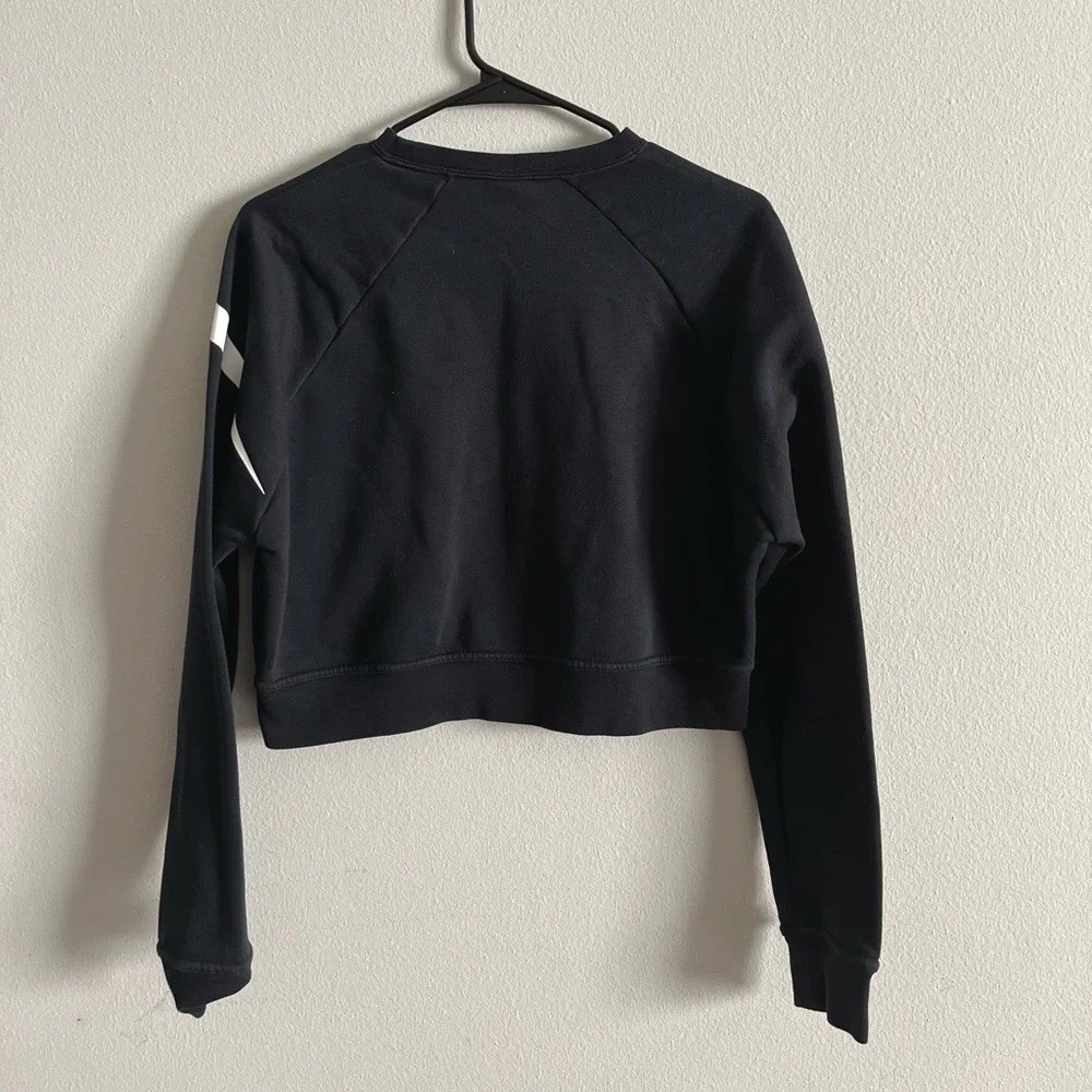 Nike Dri Fit Women’s Cropped Black Sweatshirt Loose Fit, Size L, NWT