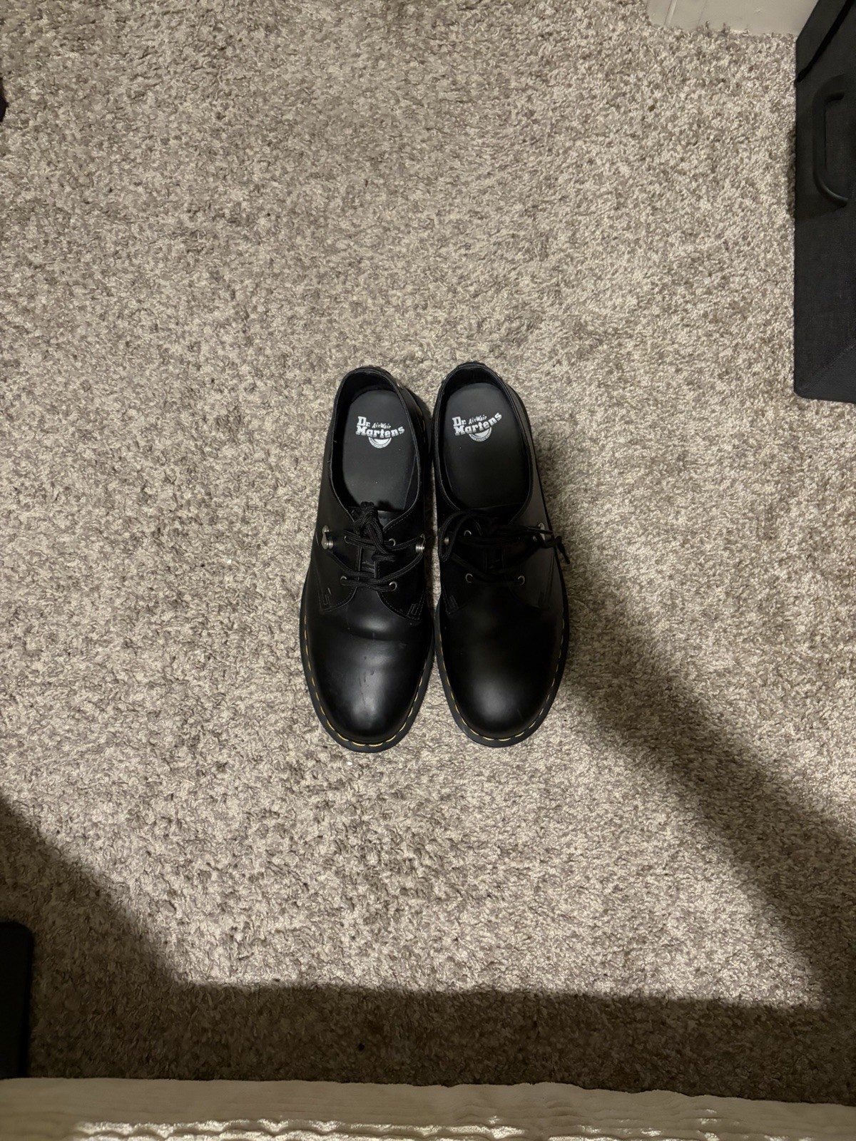 Dr. Martens Men’s Black Leather Ankle Boots Lace-Up Round Toe Comfort 13