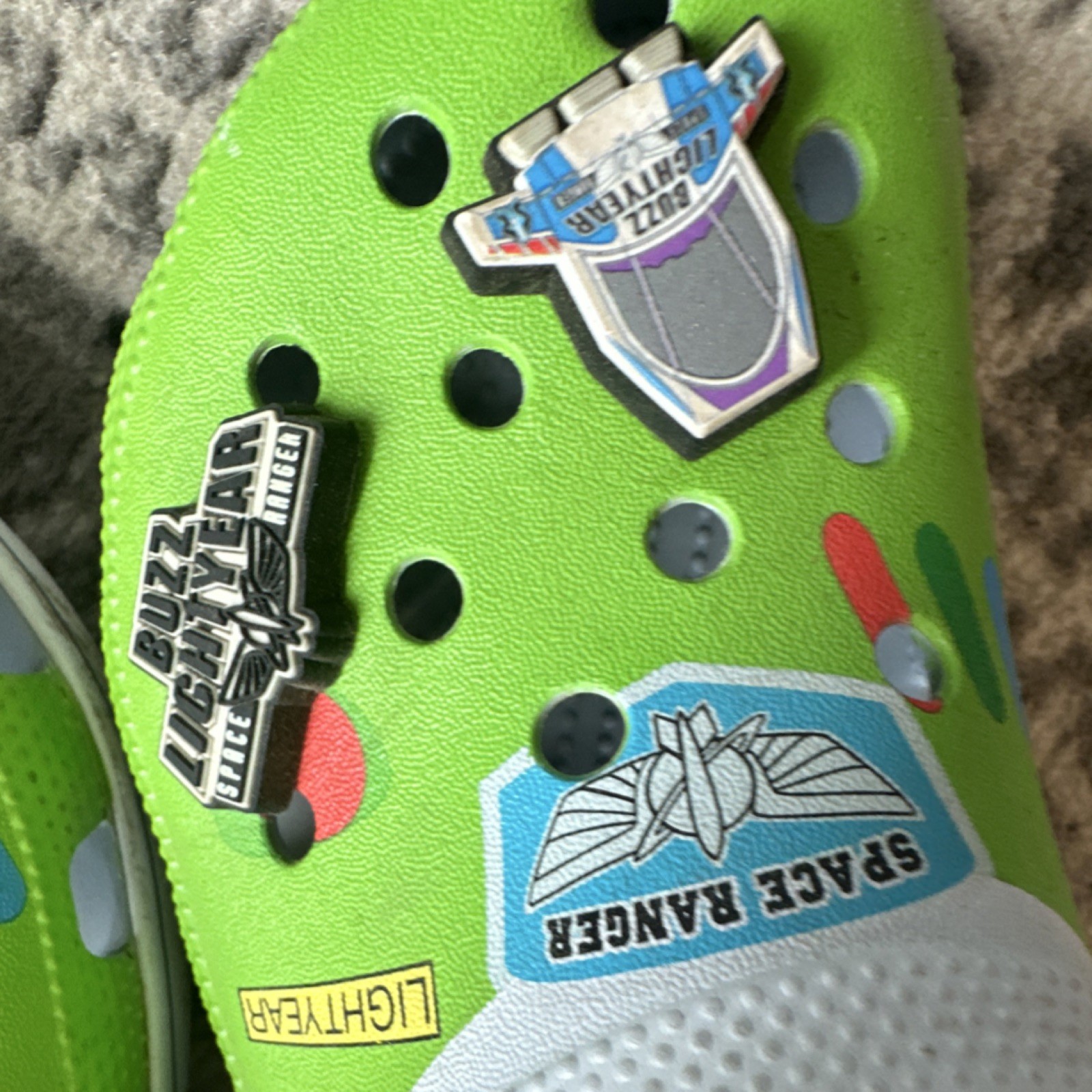 Crocs Toys Story Buzz Lightyear Size J5 Or Men’s 5 Or Women’s 7 Used