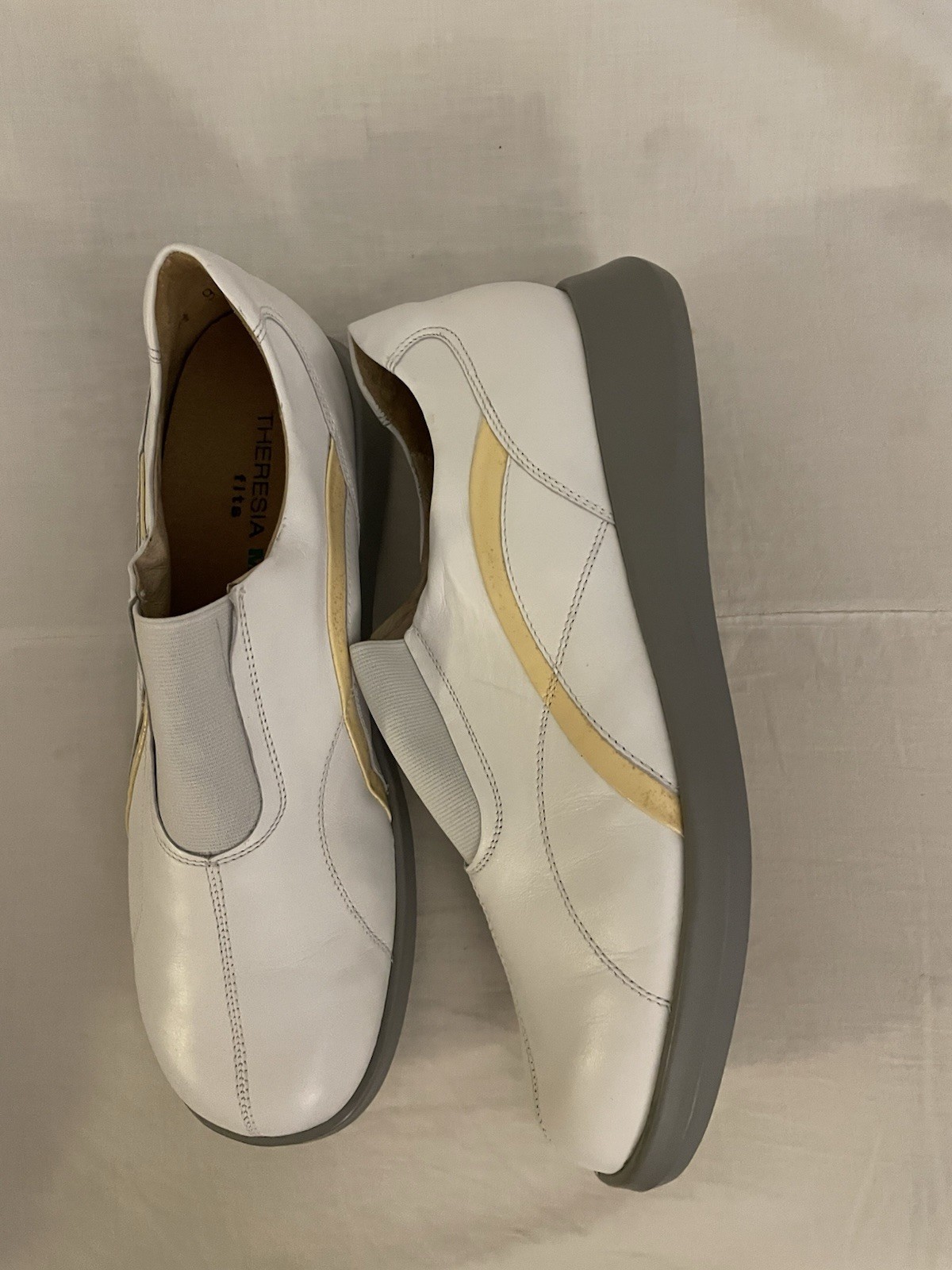 Theresia M White Leather Mens Shoes 7.5 NEW