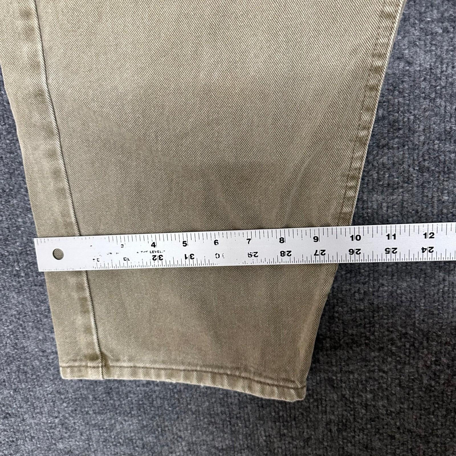 LL Bean Pants Mens Size 40×29 Khaki Olive Relaxed Fit Straight Leg Cotton USA