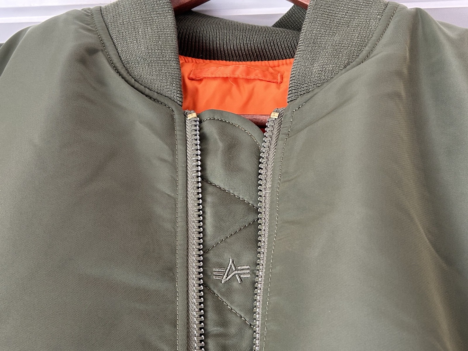 Alpha Industries USAF MA-1 Flight Bomber Jacket Sage Green Slim Fit Medium NEW